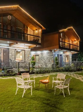 Granny's Den Resort nature view near Dhanolti Uttarakhand